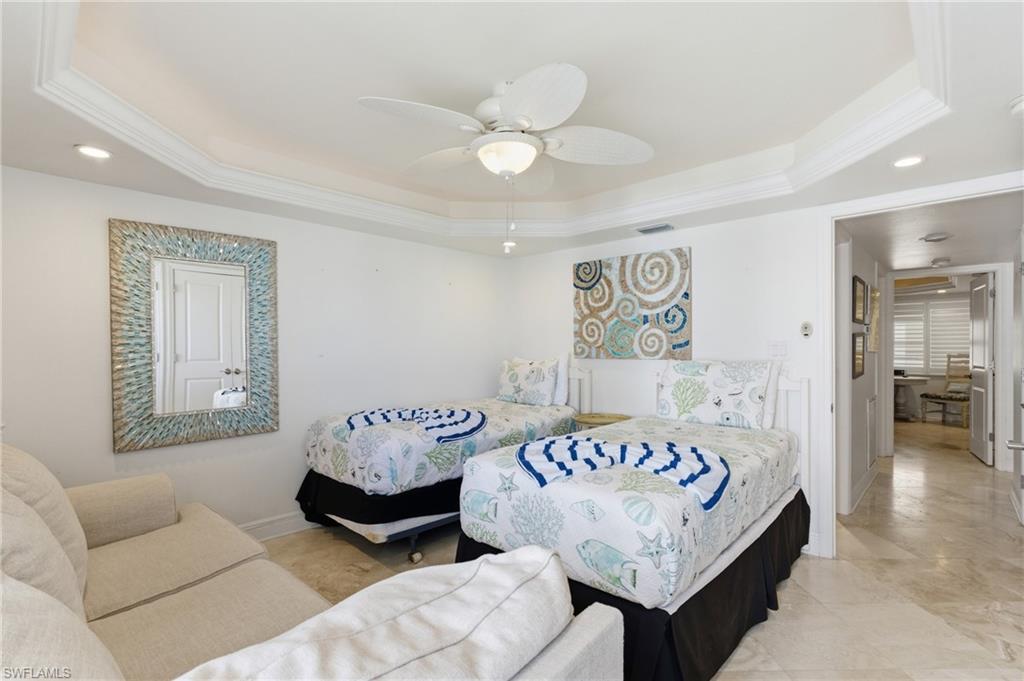 SANDARAC CONDO - Residential