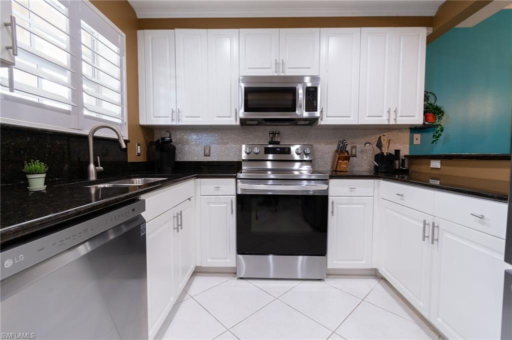 HIGH POINT PLACE - Residential