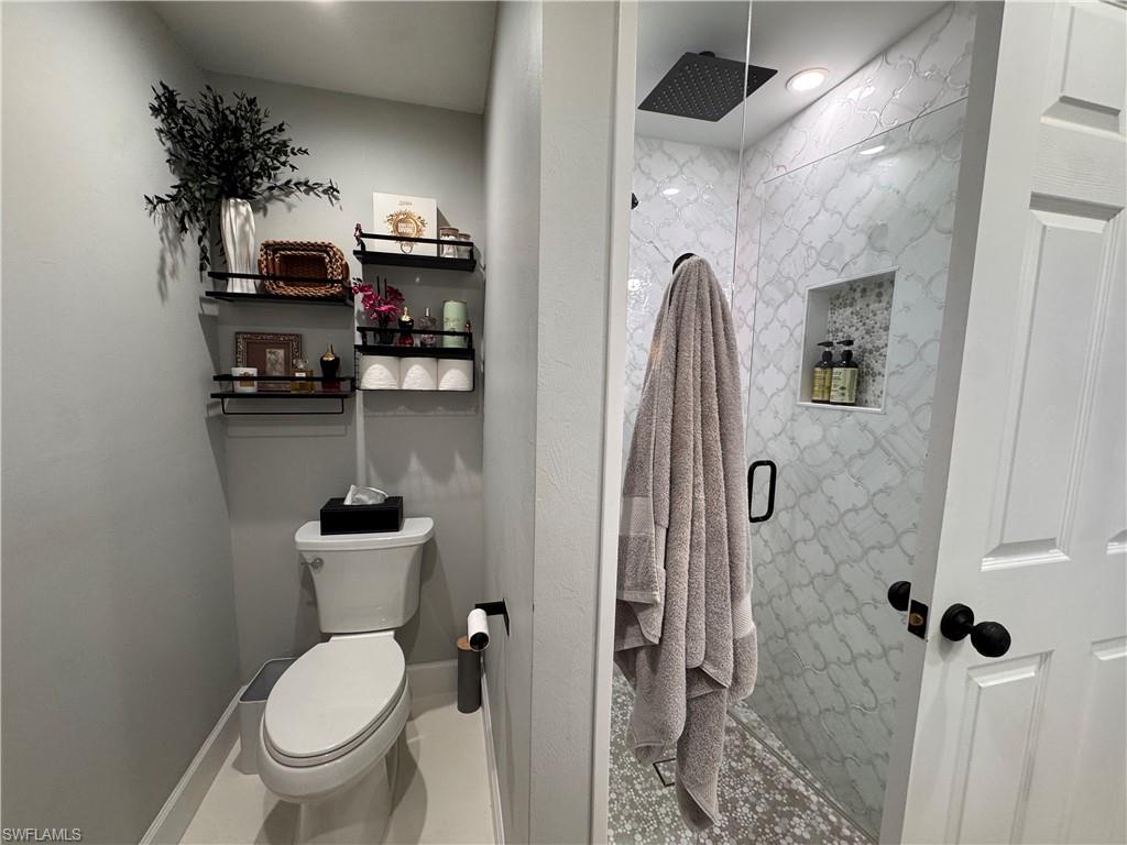 RIVERBEND MOTORCOACH RESORT - Land