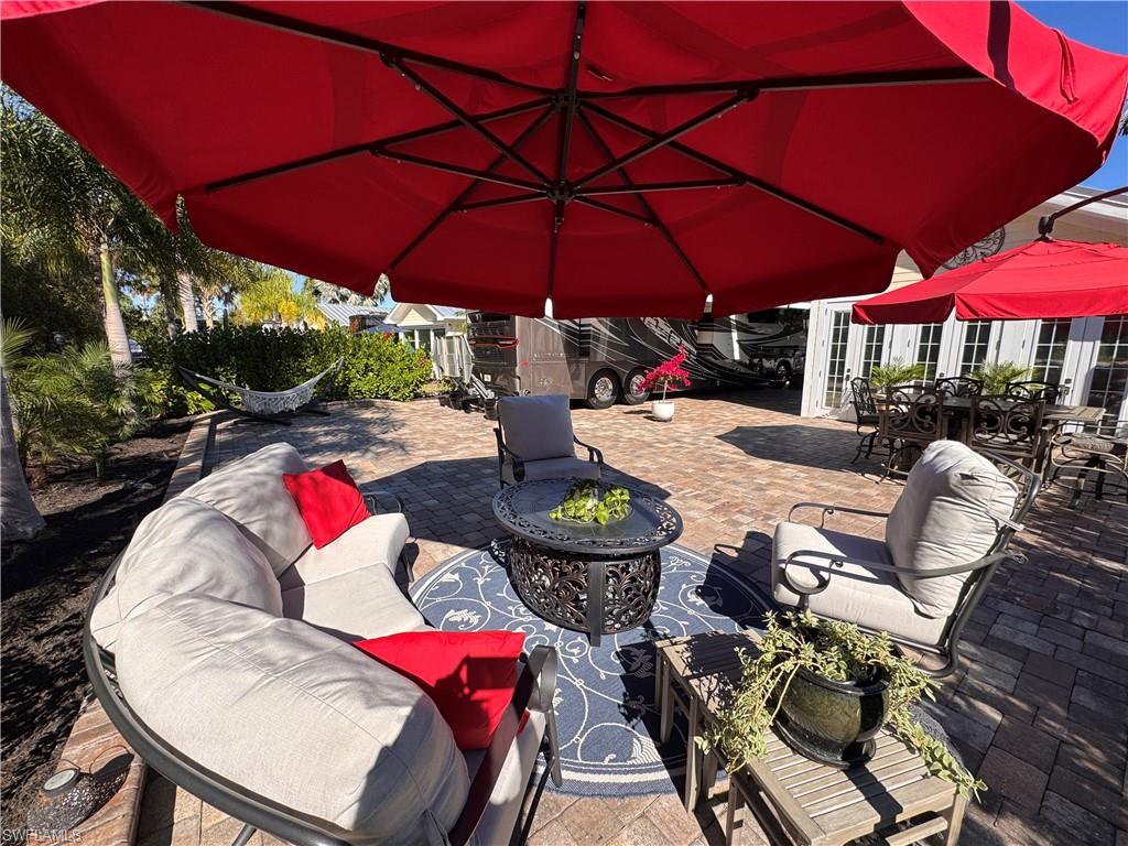 RIVERBEND MOTORCOACH RESORT - Land