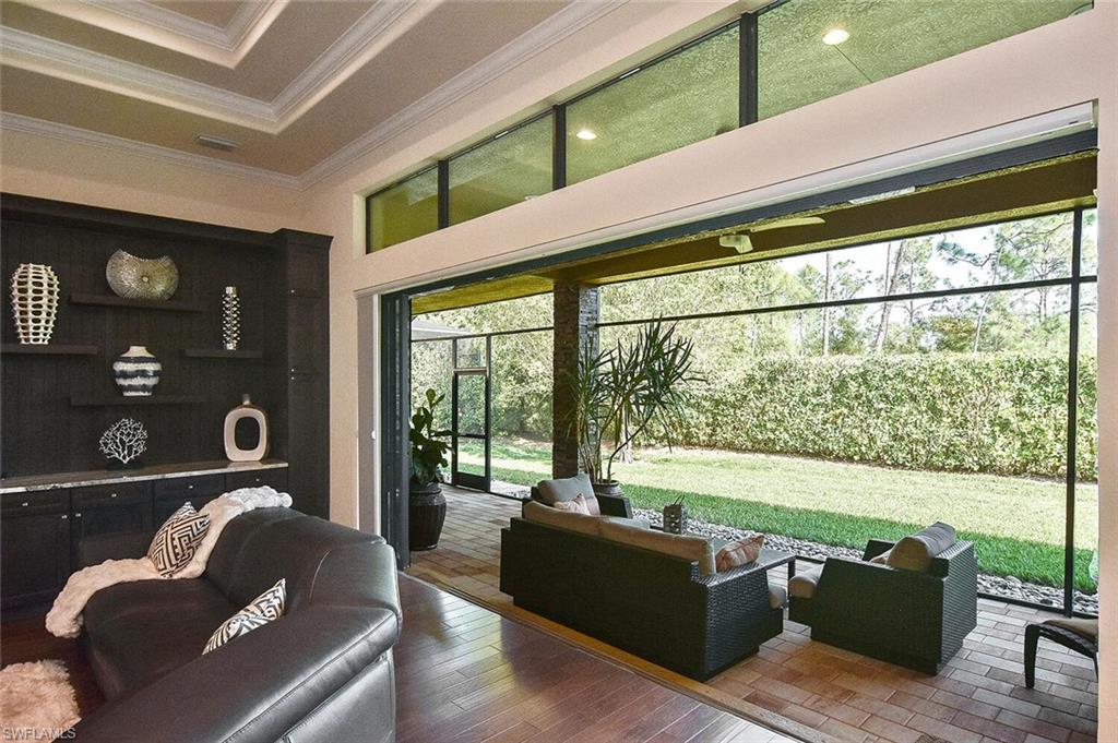 BONITA LAKES - Residential