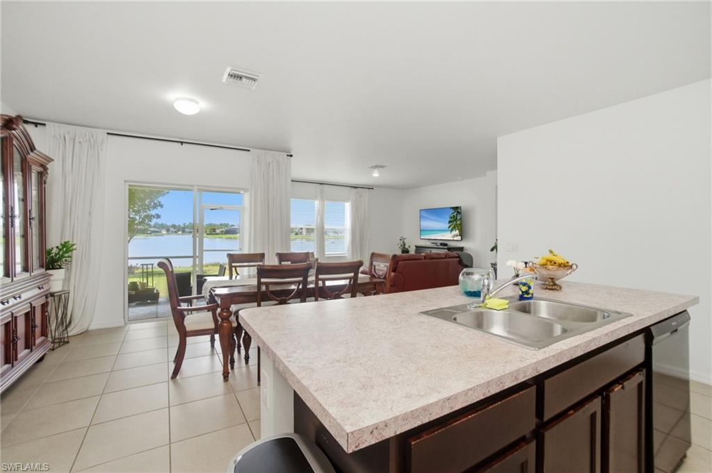 ENTRADA - Residential