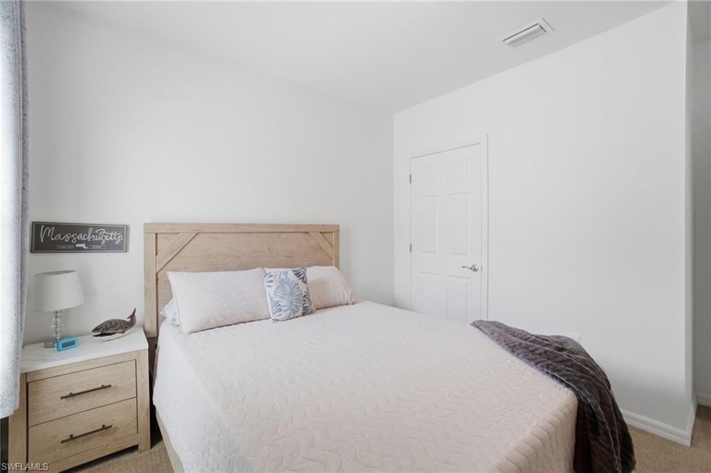 ENTRADA - Residential