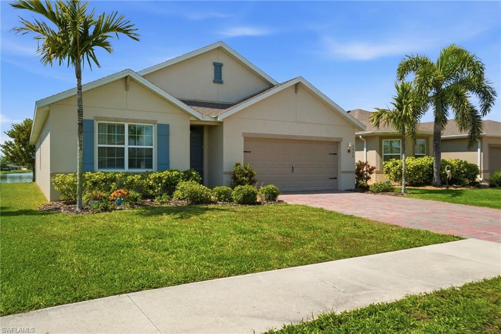 ENTRADA - Residential