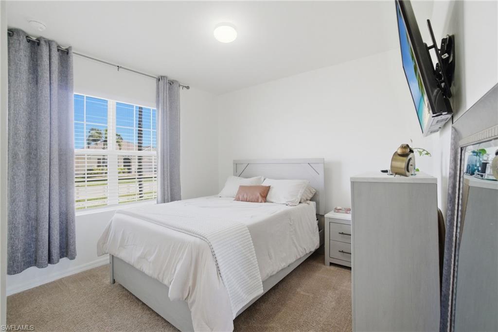 ENTRADA - Residential