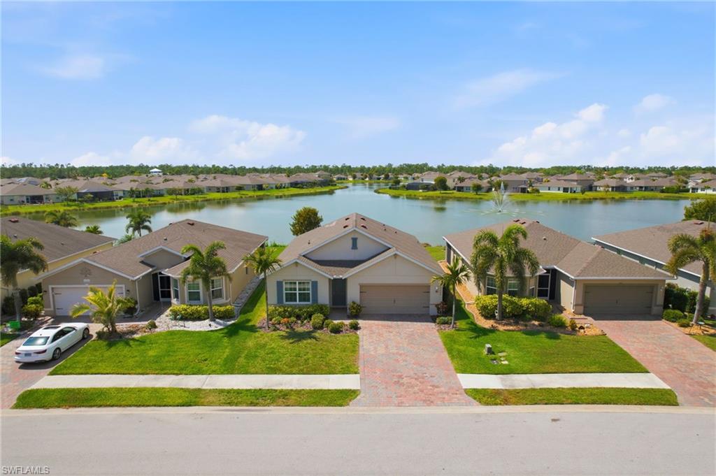 ENTRADA - Residential