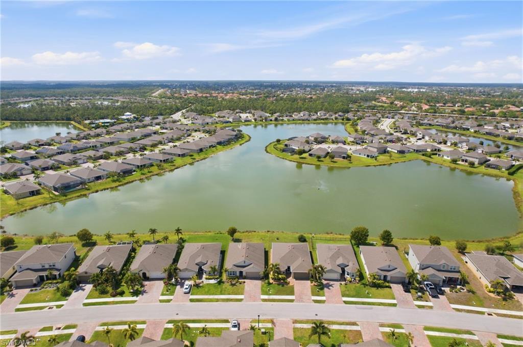 ENTRADA - Residential