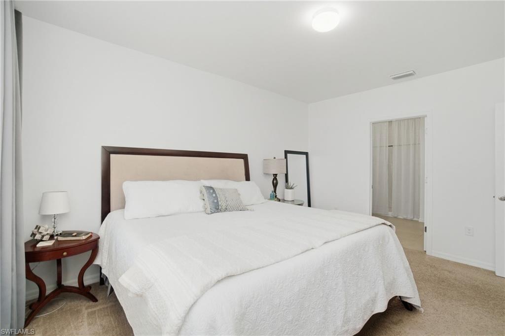 ENTRADA - Residential