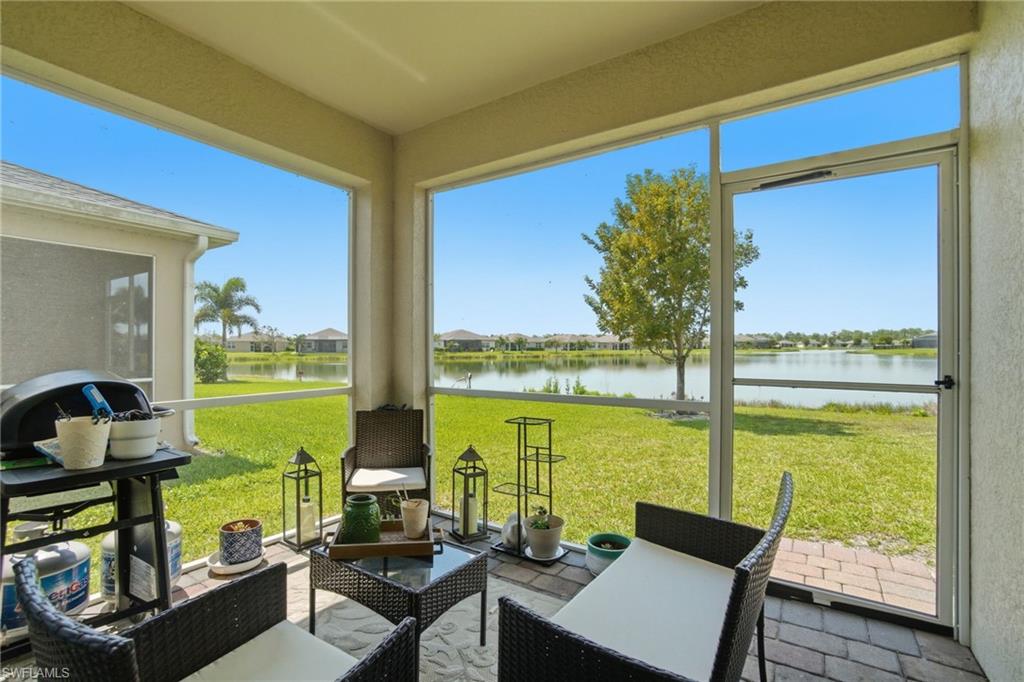 ENTRADA - Residential