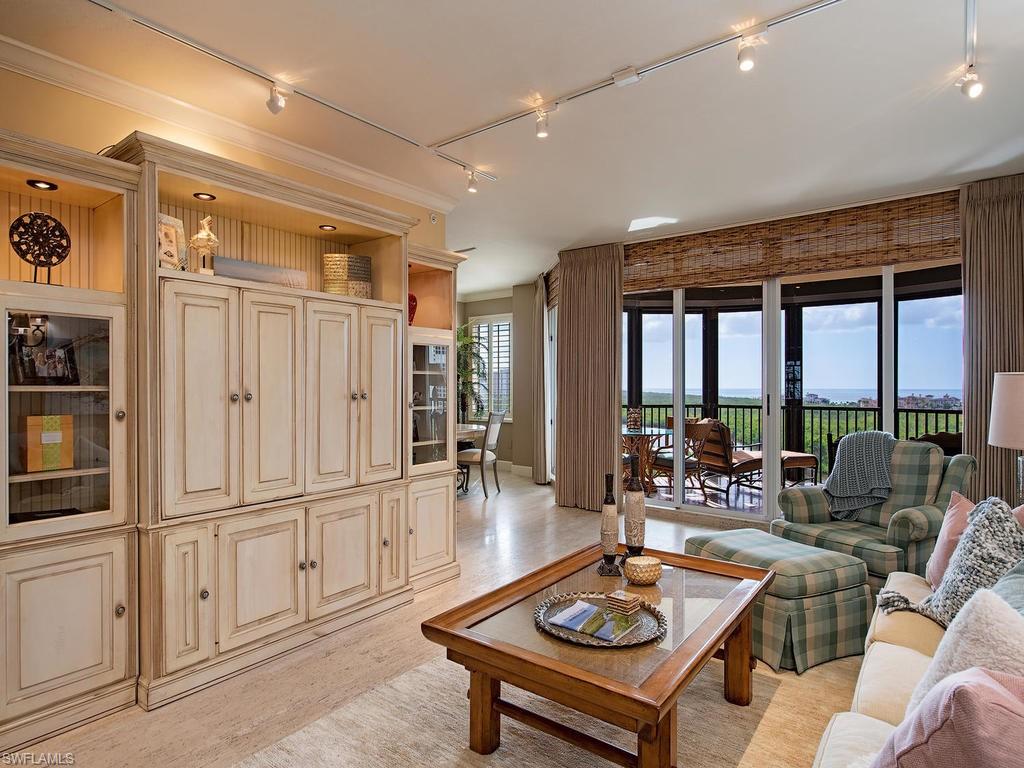 MARQUESA AT BAY COLONY - Residential