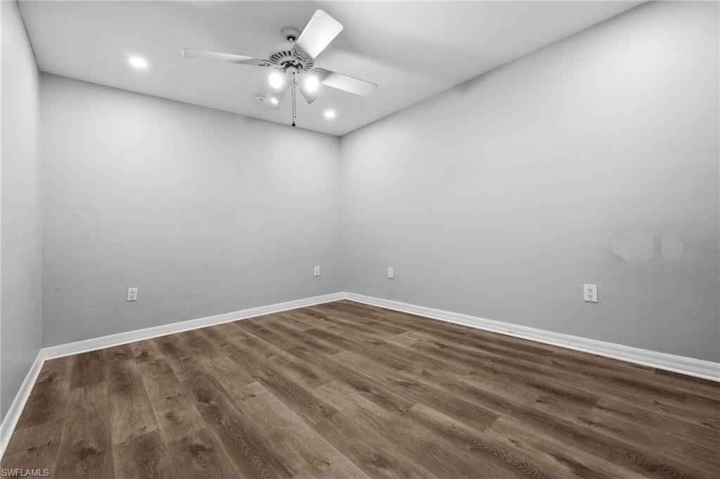 NAPLES PARK - Residential