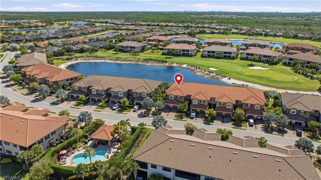 ESPLANADE - Residential