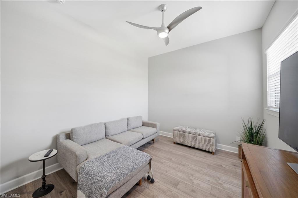 ESPLANADE - Residential