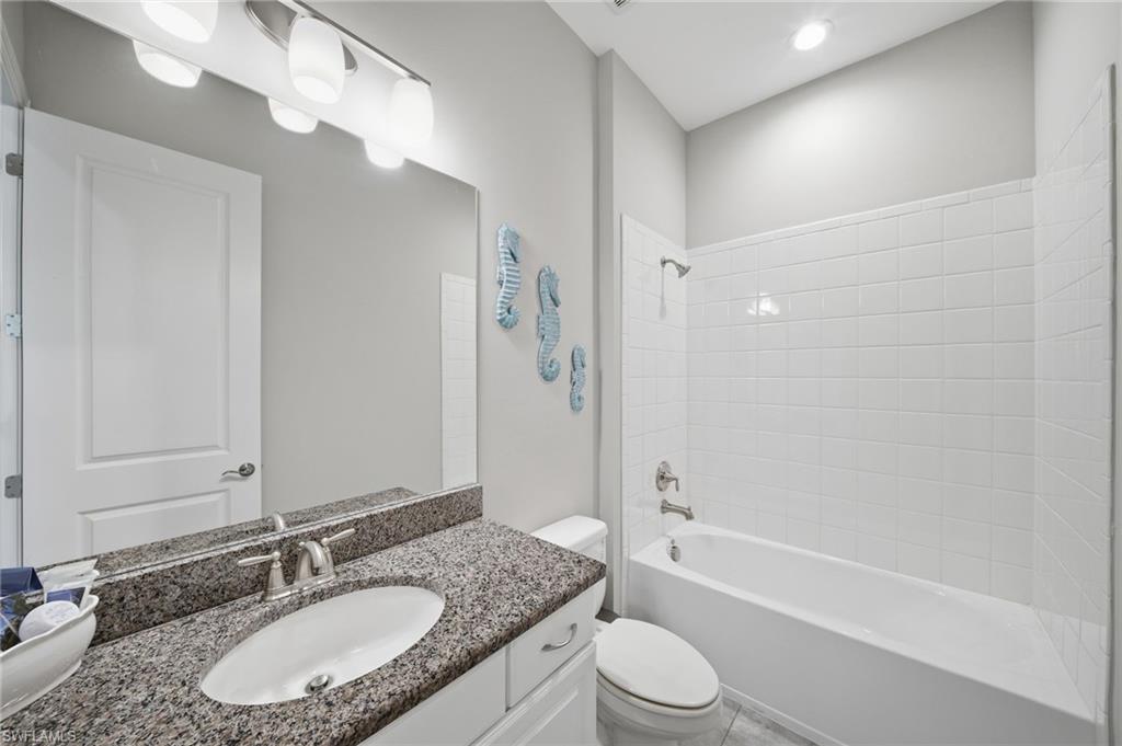 ESPLANADE - Residential