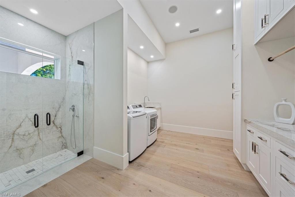 QUAIL WEST - Residential