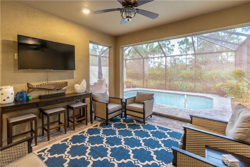 WINDING CYPRESS - Residential