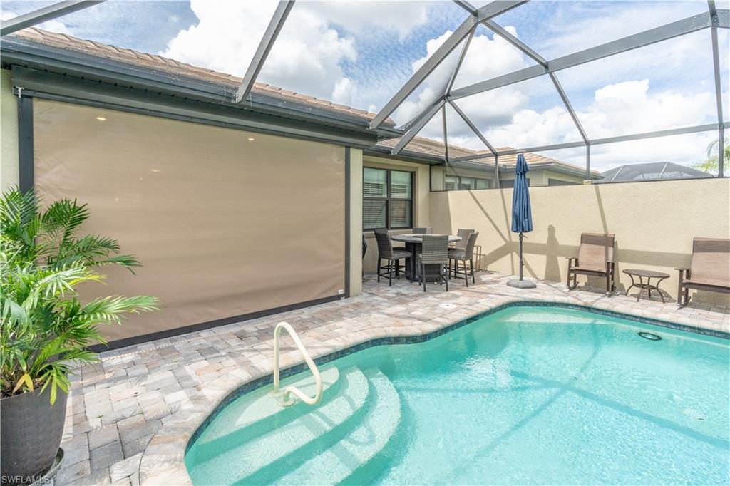 WINDING CYPRESS - Residential