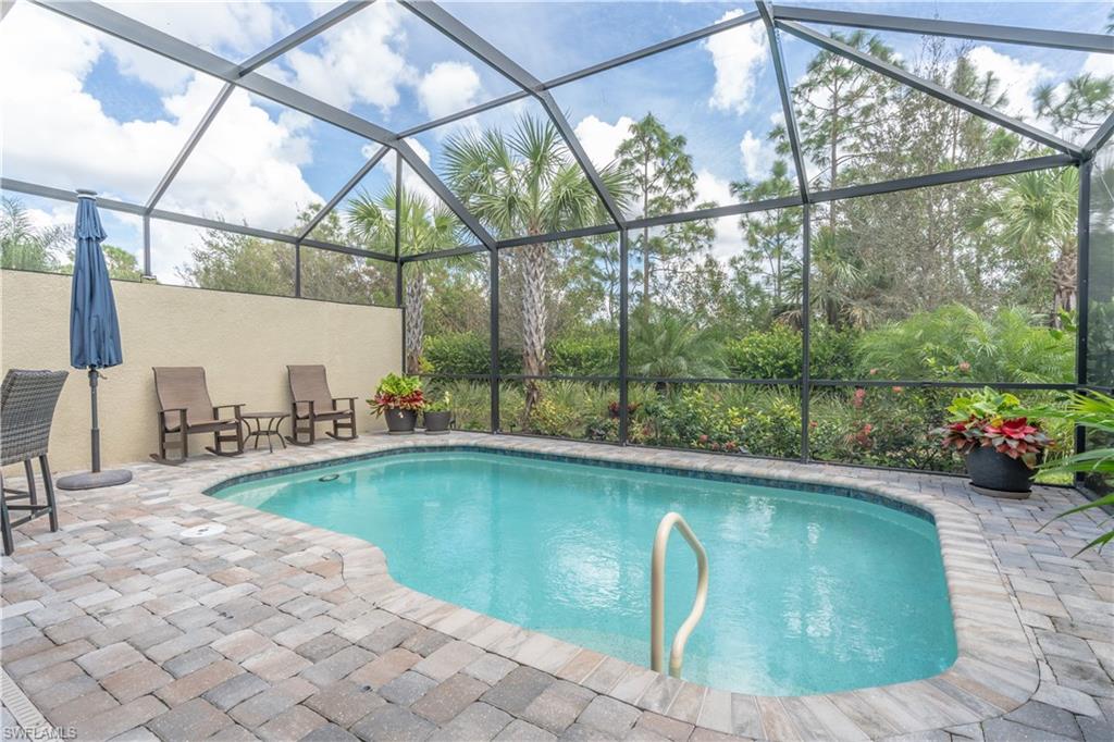 WINDING CYPRESS - Residential