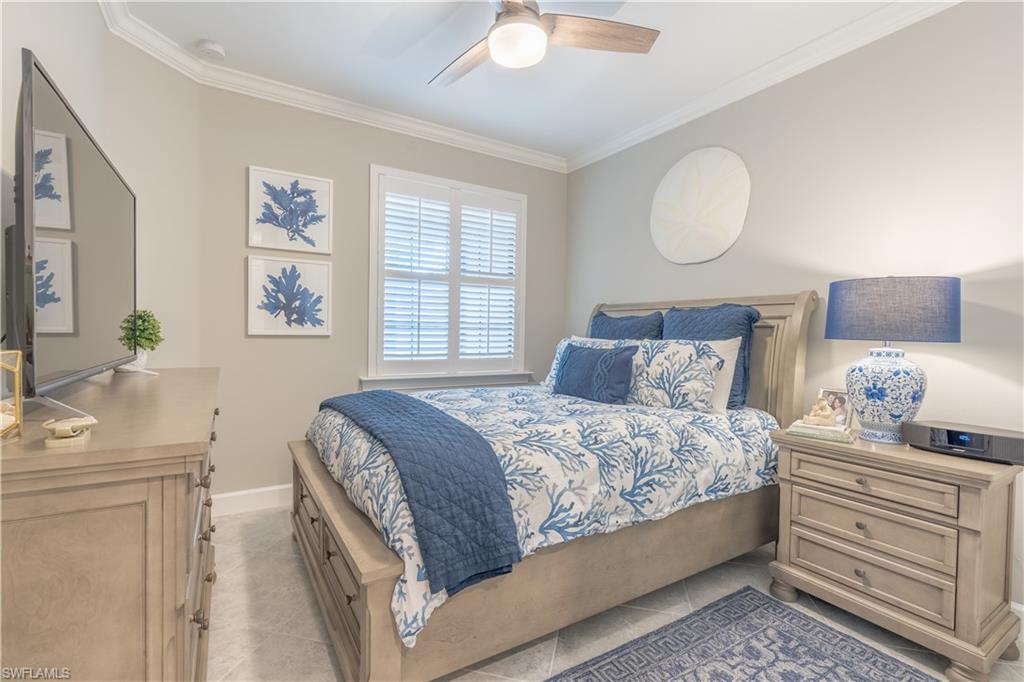 WINDING CYPRESS - Residential