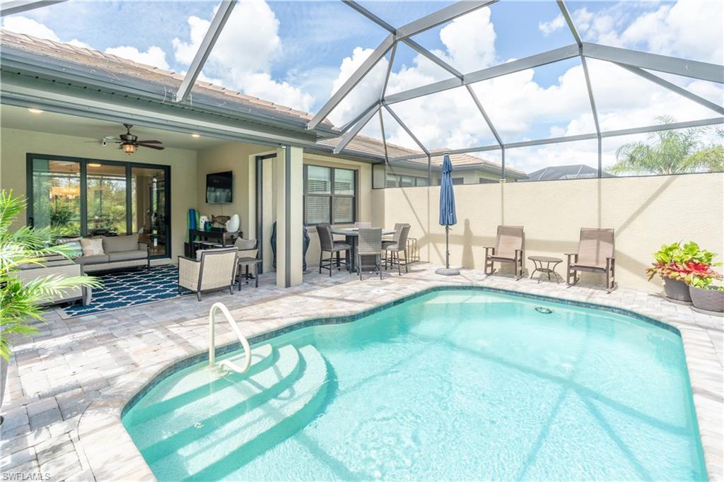 WINDING CYPRESS - Residential