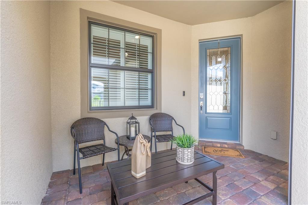 WINDING CYPRESS - Residential