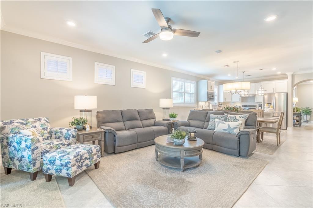 WINDING CYPRESS - Residential