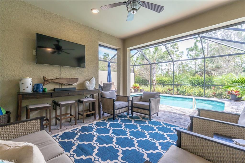 WINDING CYPRESS - Residential