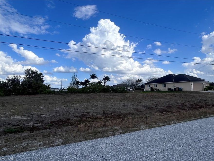 Great opportunity to build your dream home on this vacant lot in Northwest Cape Coral. Located in a growing area with many newer homes nearby, it offers a quiet residential setting while still being close to shopping, dining, and everyday conveniences. A great chance to secure land in one of Cape Coral’s expanding neighborhoods.
