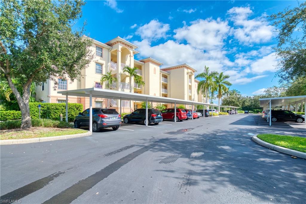 BANYAN TRACE - Residential