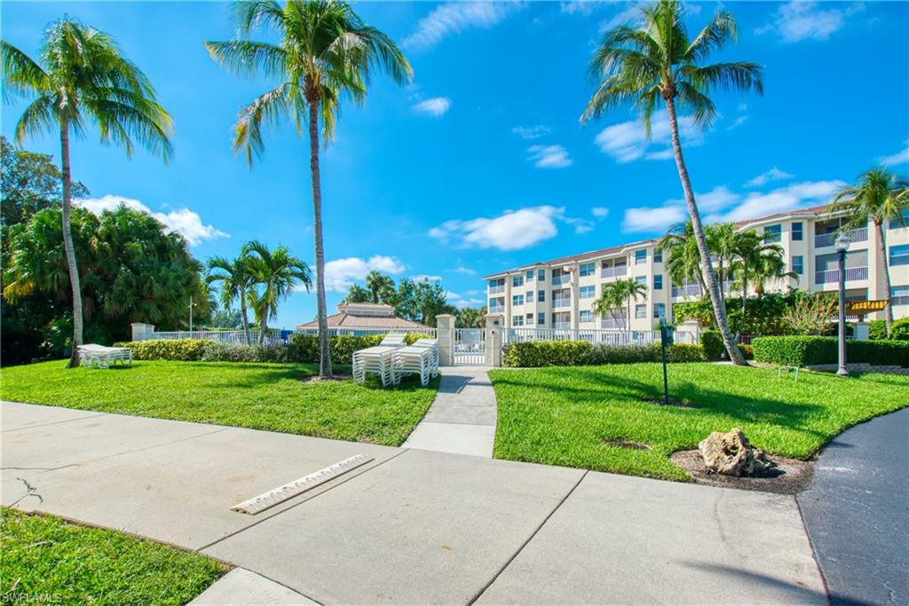 BANYAN TRACE - Residential