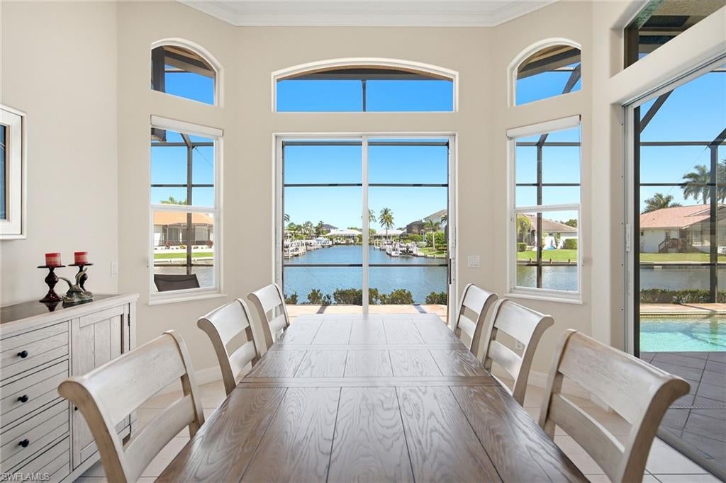 1648 Villa CT