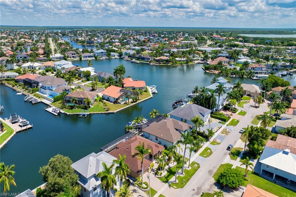1648 Villa CT