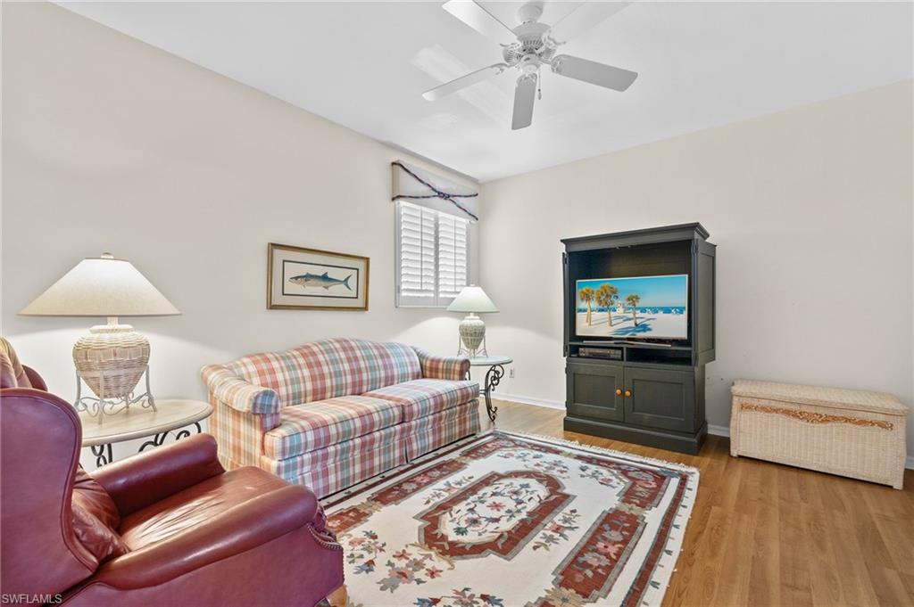 HARBOR LAKES - Residential