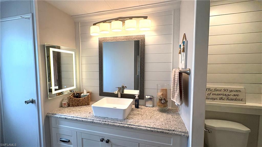 LEESURE VILLAGE - Residential