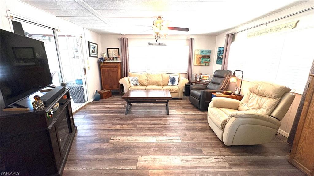 LEESURE VILLAGE - Residential