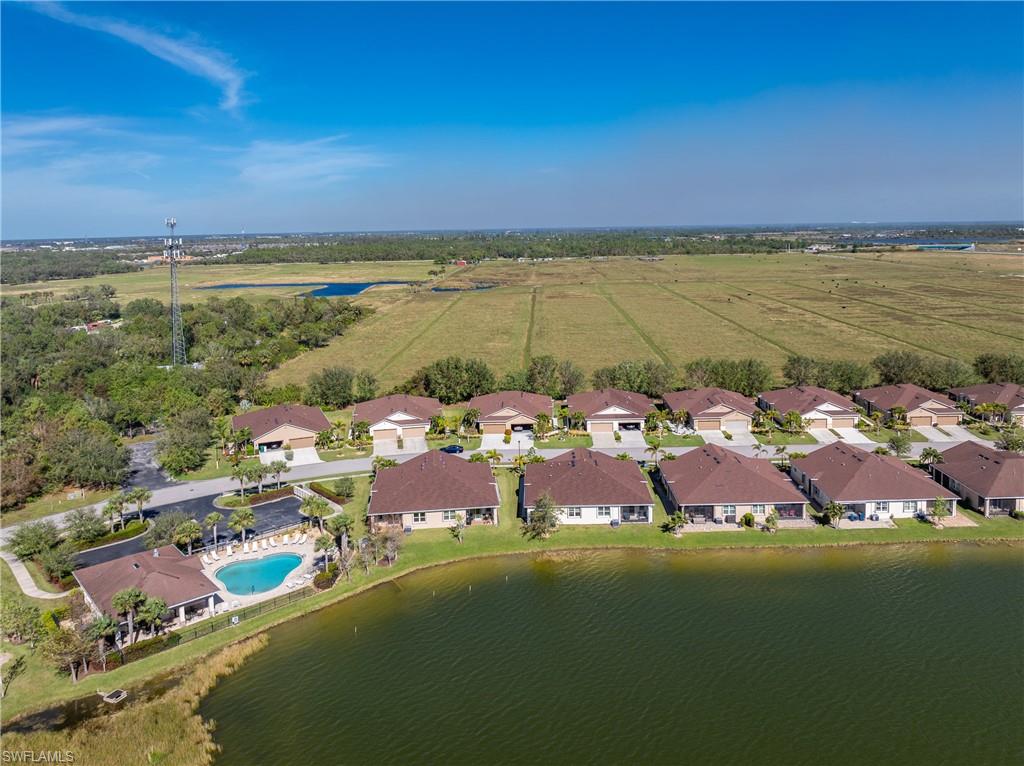 TUSCANY VILLAS - Residential