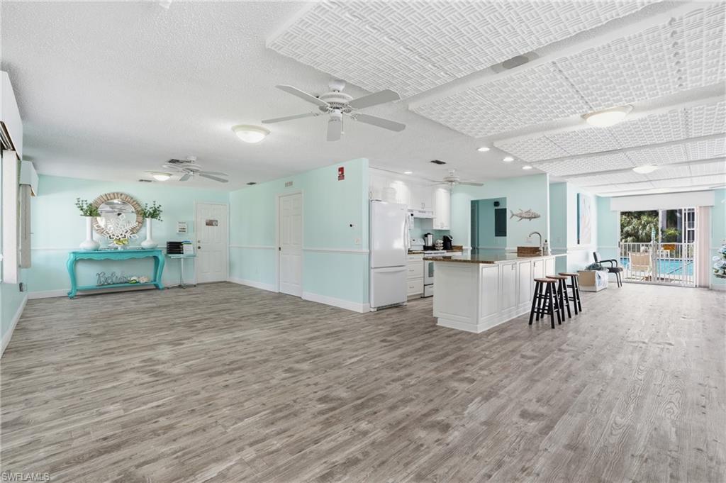 NAPLES SANDPIPER BAY CLUB - Residential