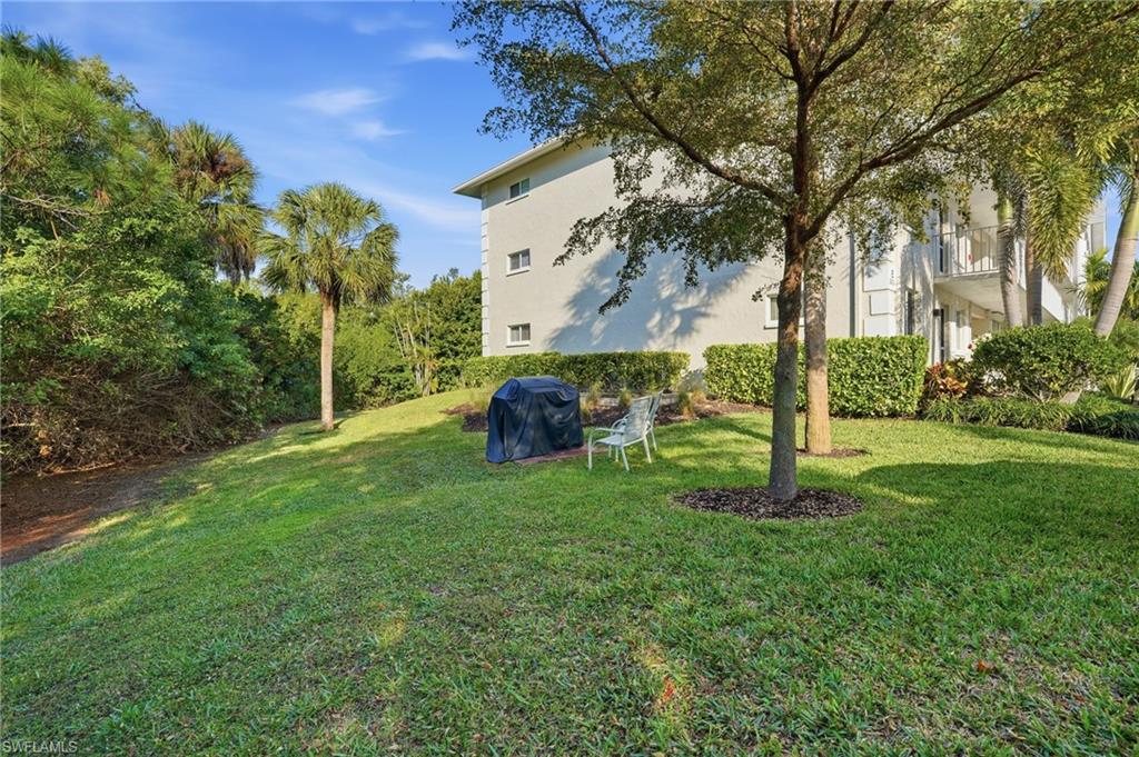 NAPLES SANDPIPER BAY CLUB - Residential