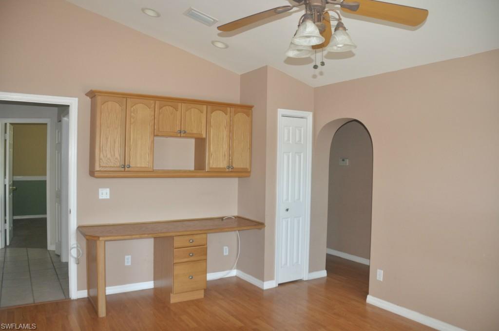 ISLAND PARK WOODLANDS - Residential