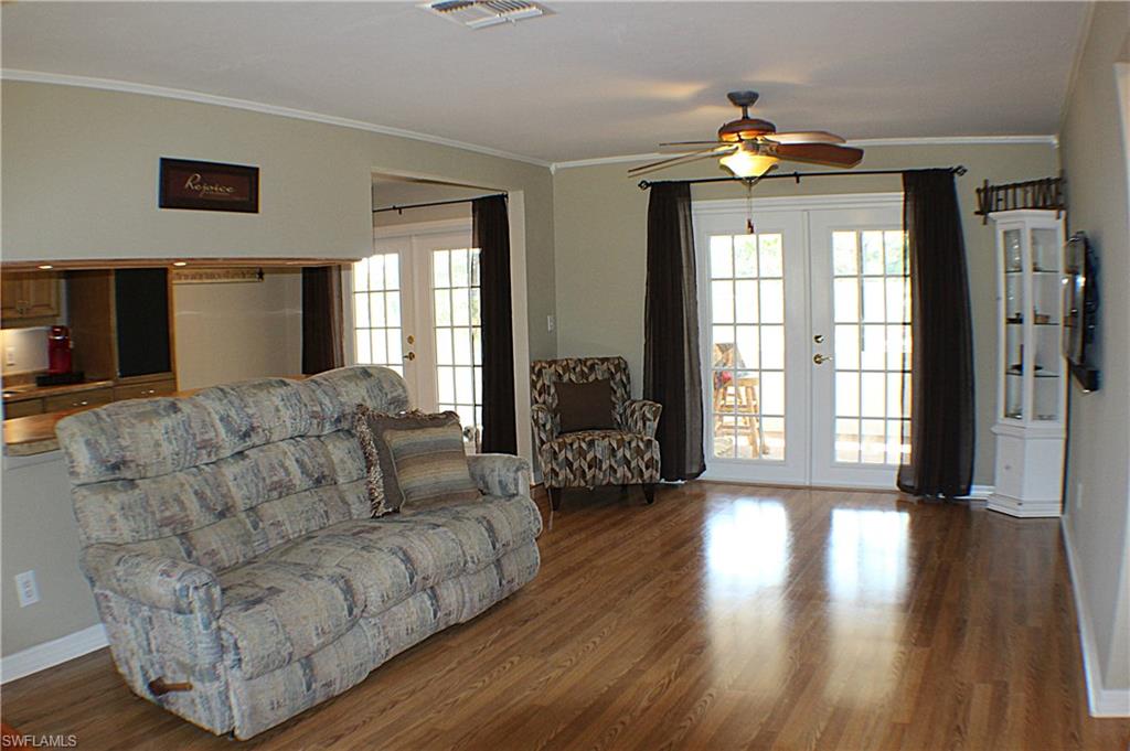 PINECREST HAVEN - Residential