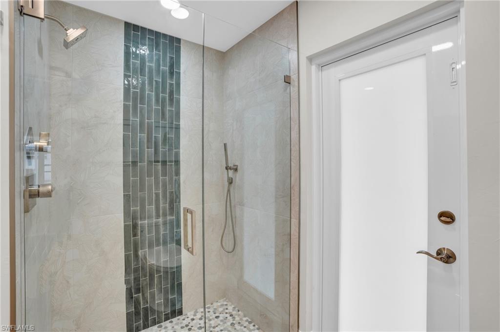 FAIRVIEW ISLES - Residential