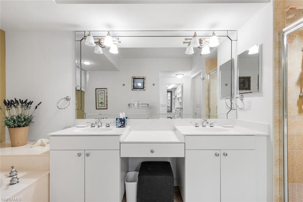 THE SHORES - Residential