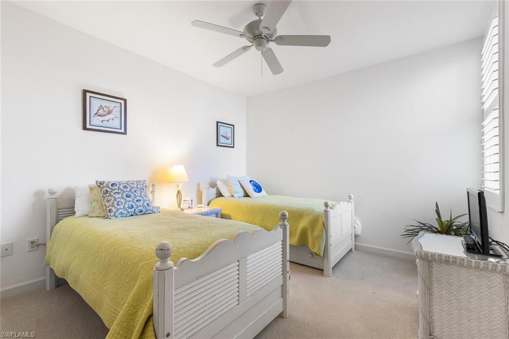 THE SHORES - Residential