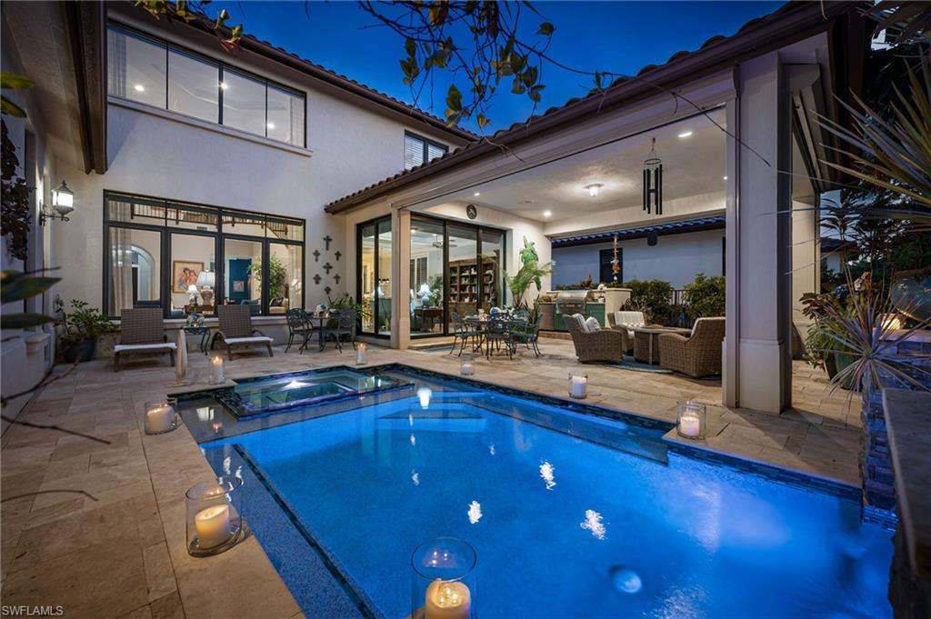 TRADITIONS - Residential