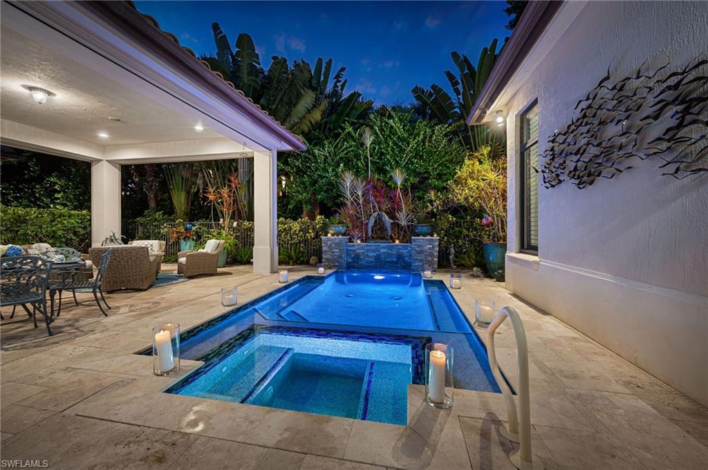 TRADITIONS - Residential