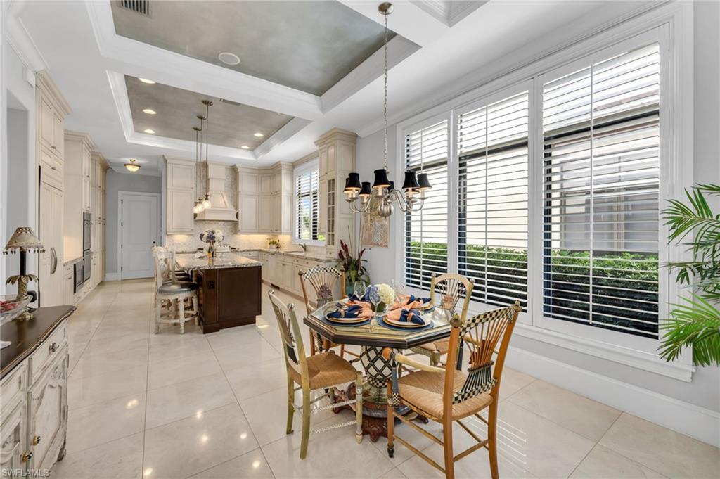 TRADITIONS - Residential