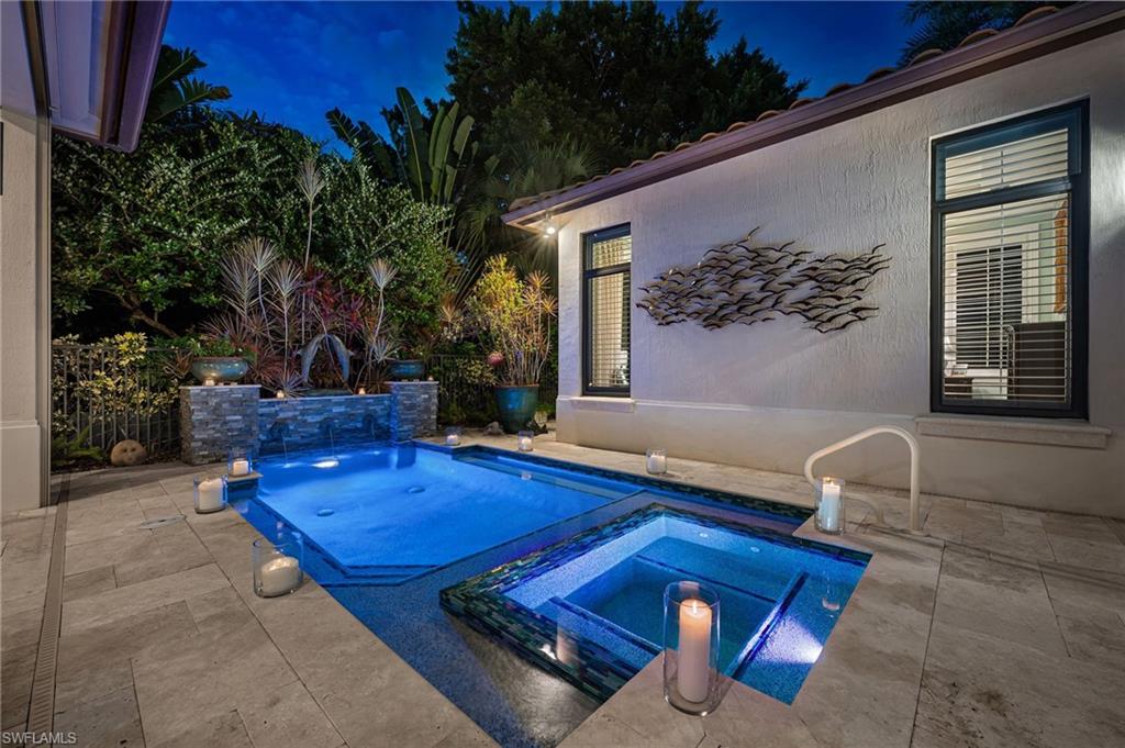 TRADITIONS - Residential