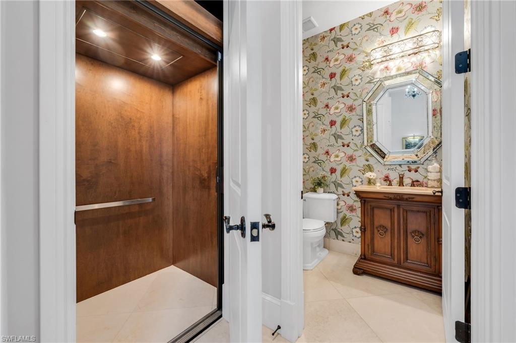 TRADITIONS - Residential