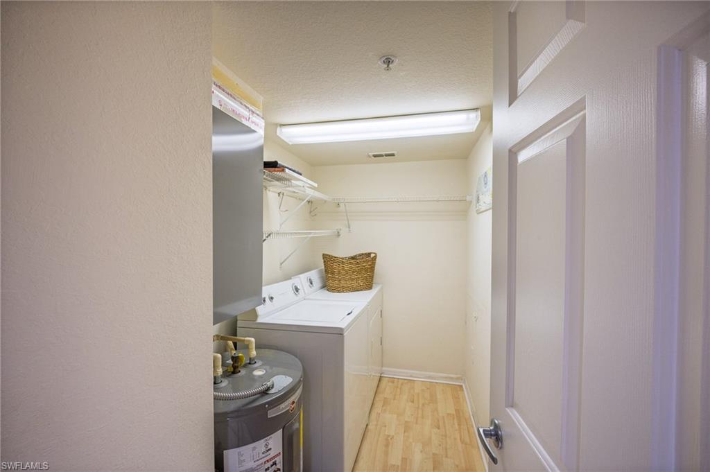 KEY ROYAL CONDOMINIUMS - Residential