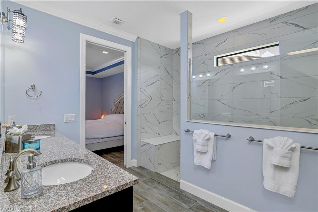 CORKSCREW SHORES - Residential